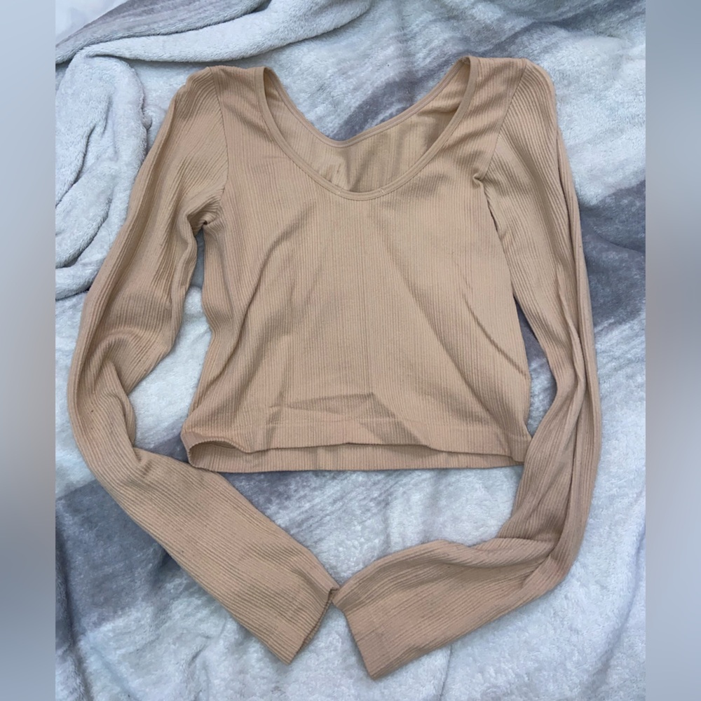 peach tan color crop top from Fashion Nova , size S/M